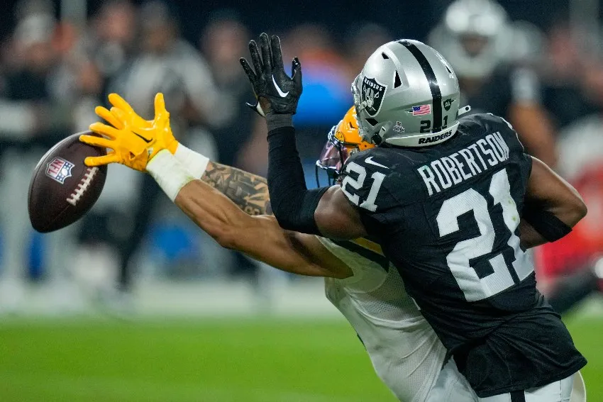 Raiders vencieron a Packers