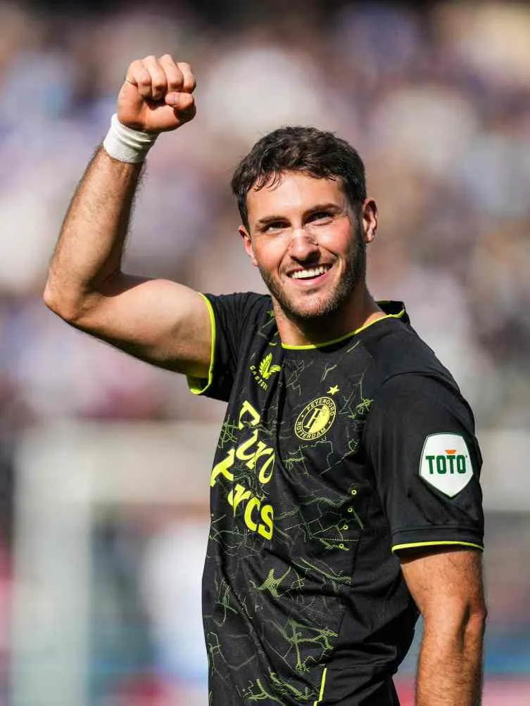 El mexicano sigue inspirado