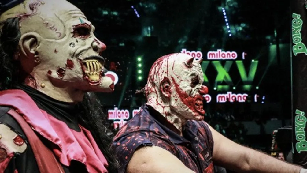 Monster Clown junto a Murder Clown