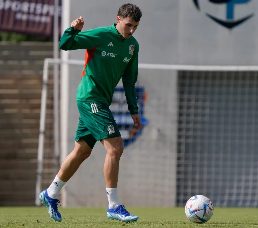 El Tri ya entrena pensando en Ghana