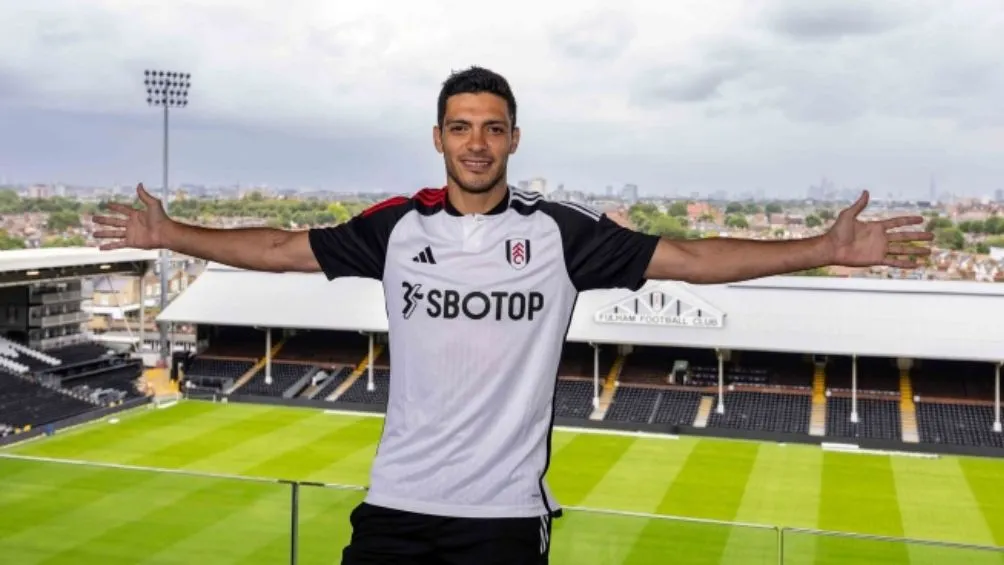 AP Jiménez no ha podido anotar goles con los ingleses