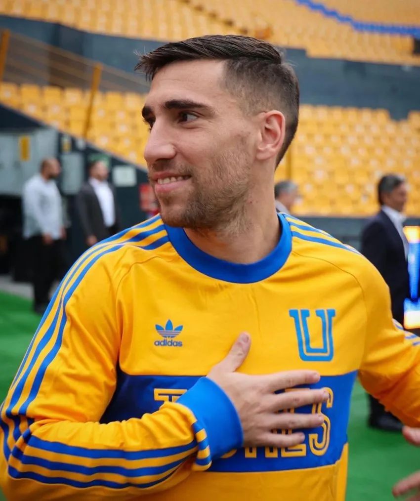 El futbolista uruguayo con la equipación