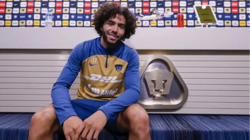 Huerta con la indumentaria auriazul