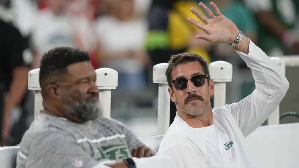 AP Rodgers no jugó ni 5 minutos