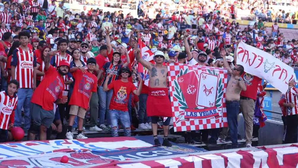 Mucha afición rojiblanca estuvo presente en el Rose Bowl