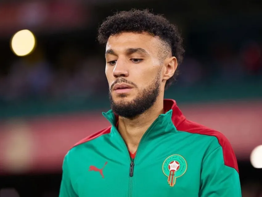 El futbolista marroquí causó la molestia del diputado