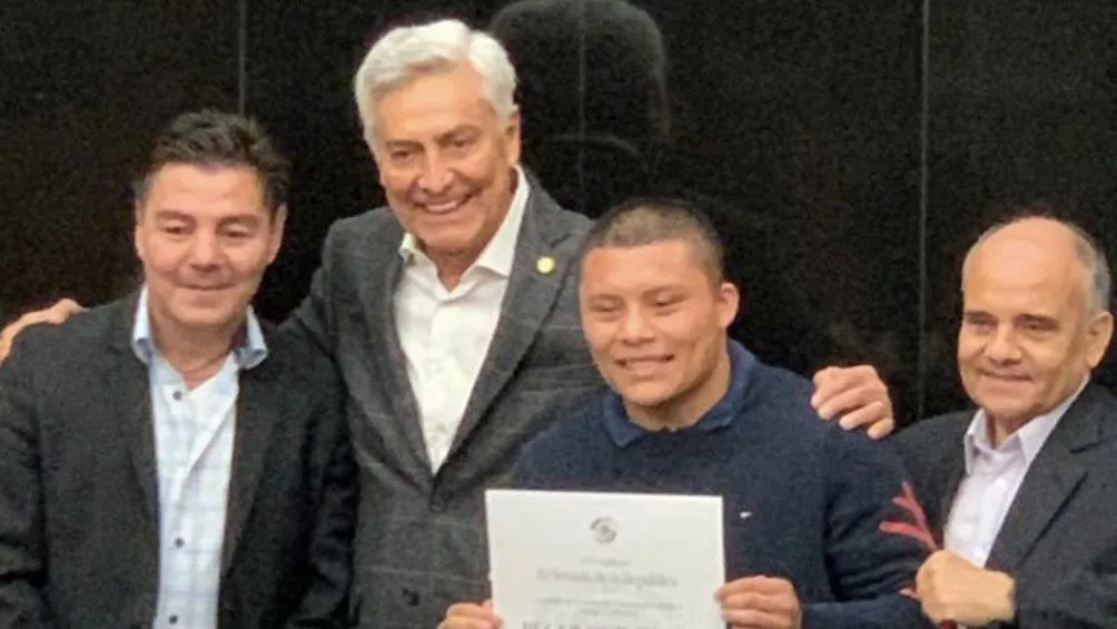&quot;Pitbull&quot; Cruz junto al Travieso Arce