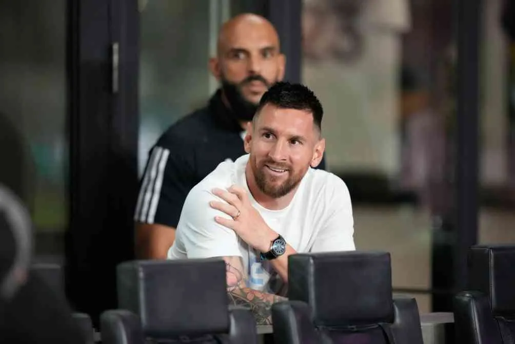Messi en el palco durante el partido de Inter Miami ante el Charlotte FC