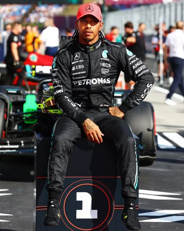 Lewis tras finalizar la carrera