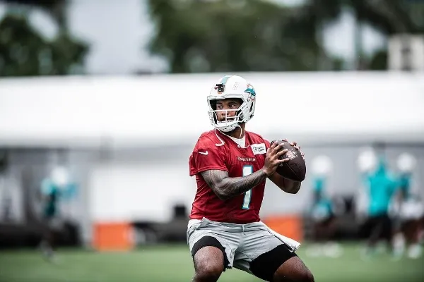 Tua Tagovailoa estará representando la diversidad internacional