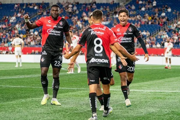 INSTAGRAM @atlasfc Atlas celebrando el triunfo