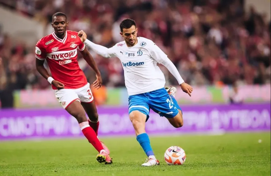 El mexicano sólo jugó 10 minutos