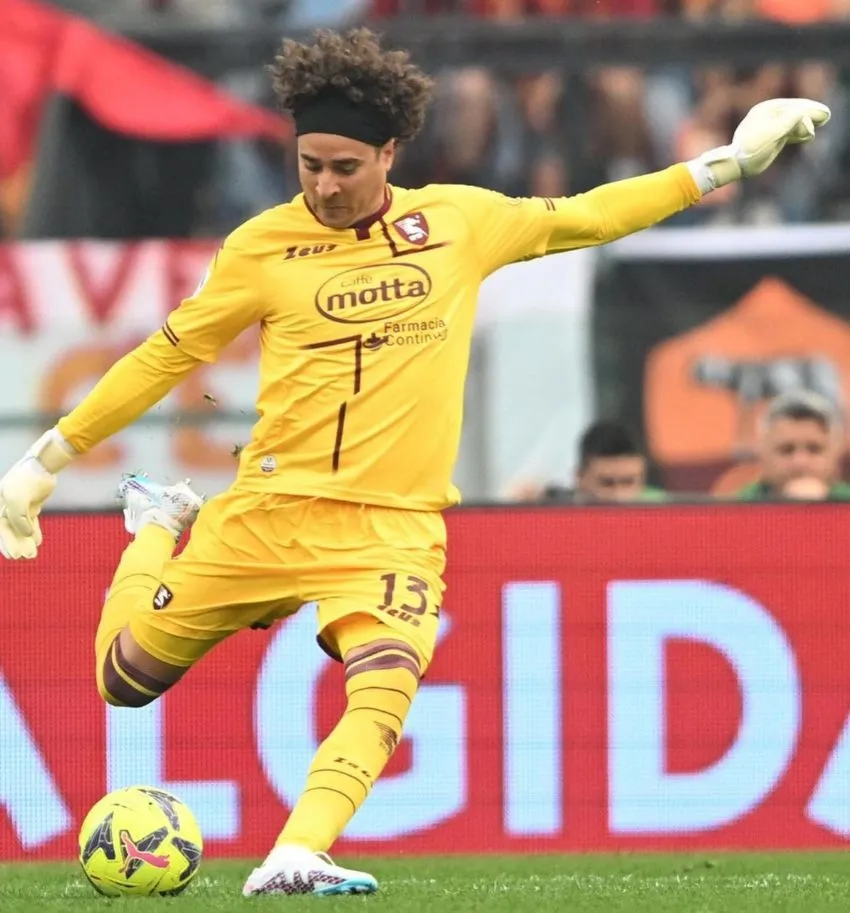 Guillermo fue reemplazado por Benoit Costil