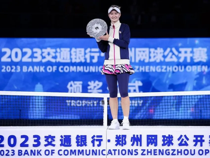 Barbora Krejcikova asistirá al WTA Finals de Cancún como reserva