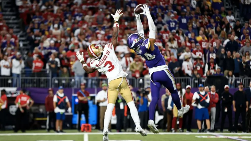 Vikings interceptó dos veces a Purdy