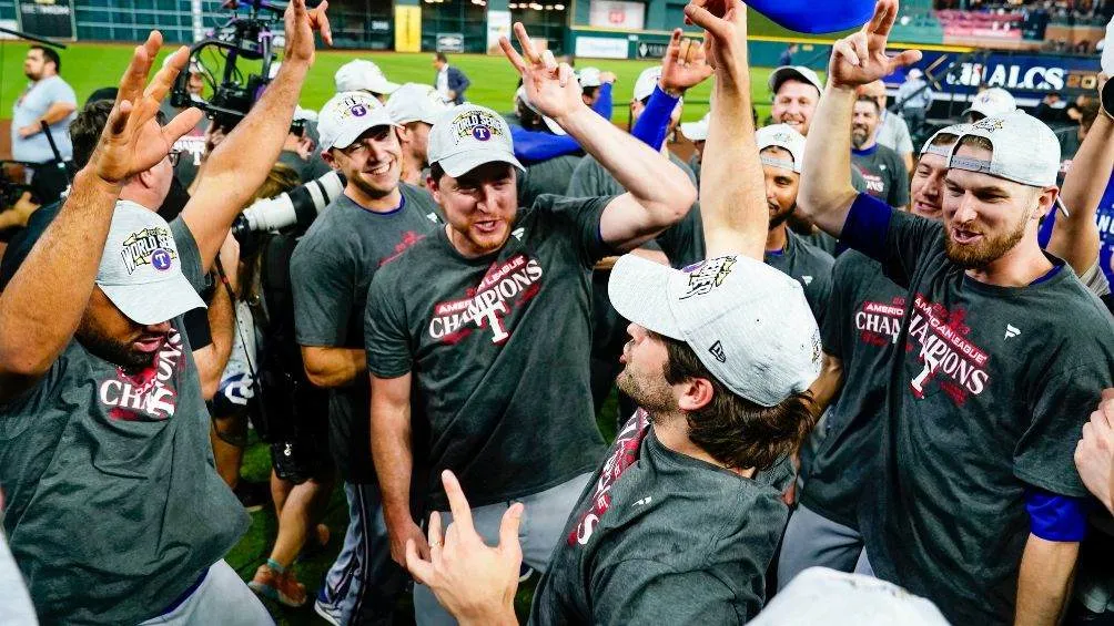 Las organización de Texas avanza a la Serie Mundial