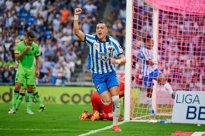 Rogelio Funes Mori tiene el mejor promedio goleador del año