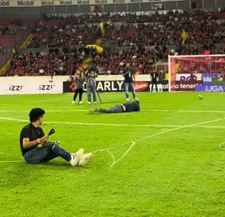 'Jaripeo humano' durante el Atlas vs Mazatlán se vuelve viral