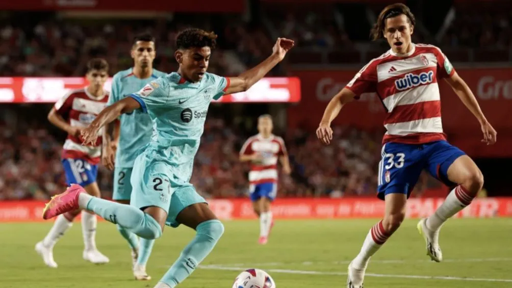 Lamine Yamal en un juego con Barcelona