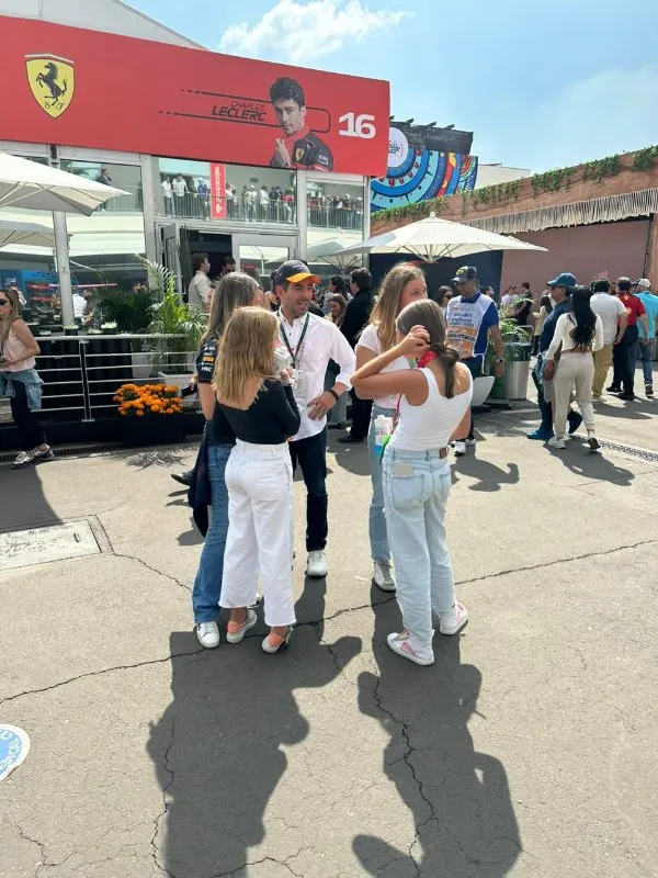 Omar Chaparro acudió al GP de México