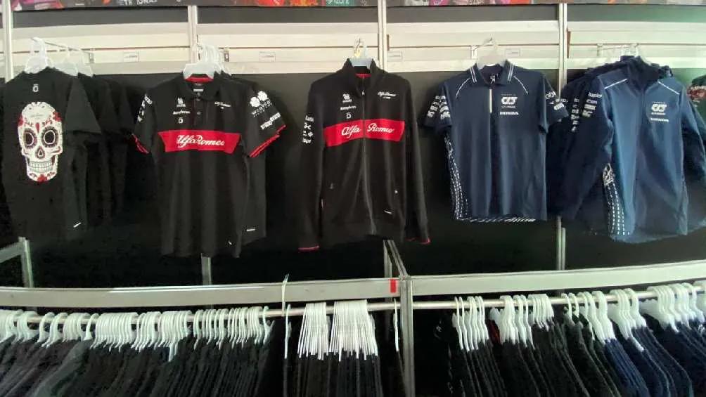 Mercancía más cara que en tiena online