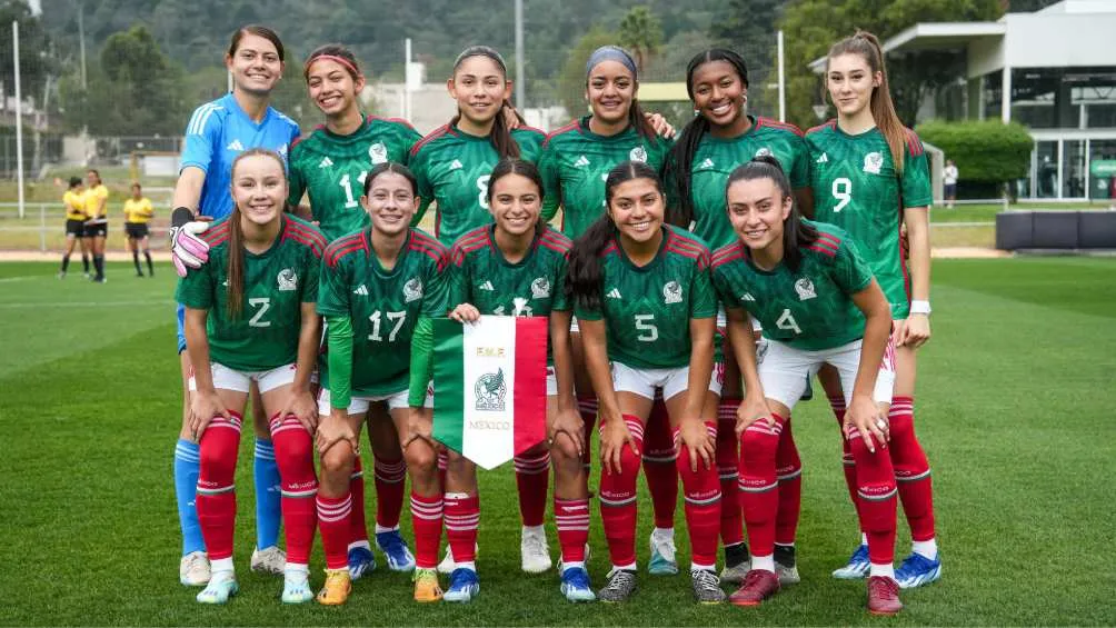 México se enfrenta a Paraguay