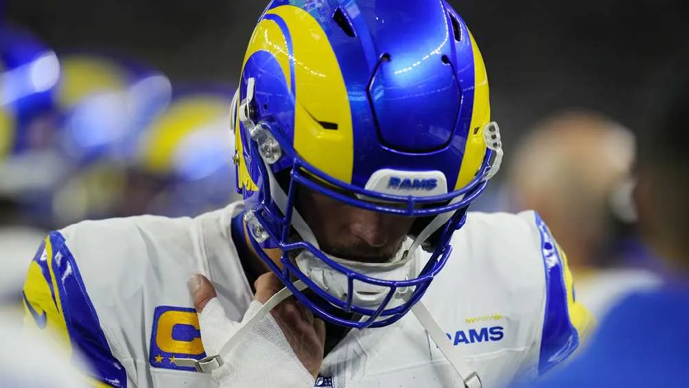 Stafford no terminó el partido