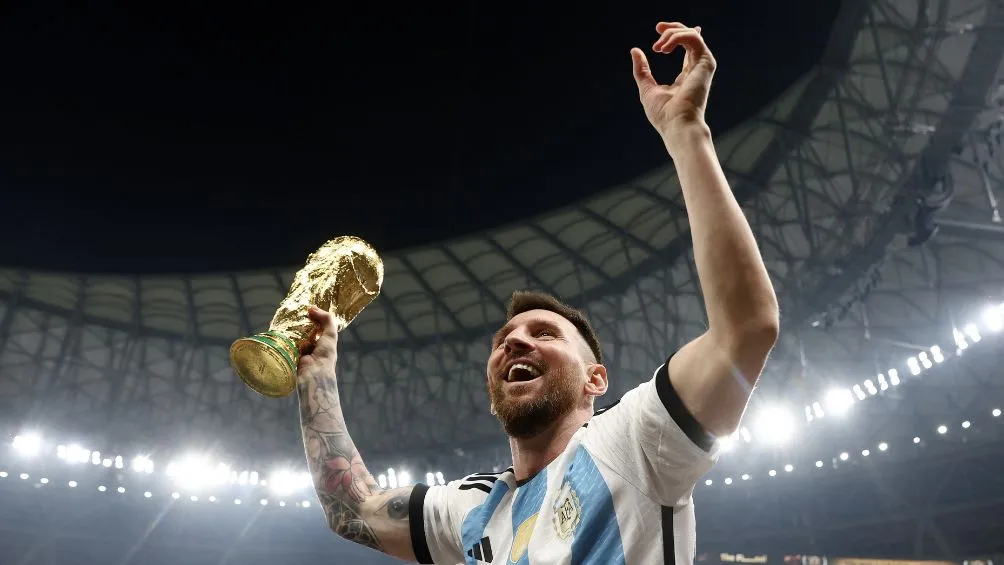 AP Messi celebrando Qatar 2022