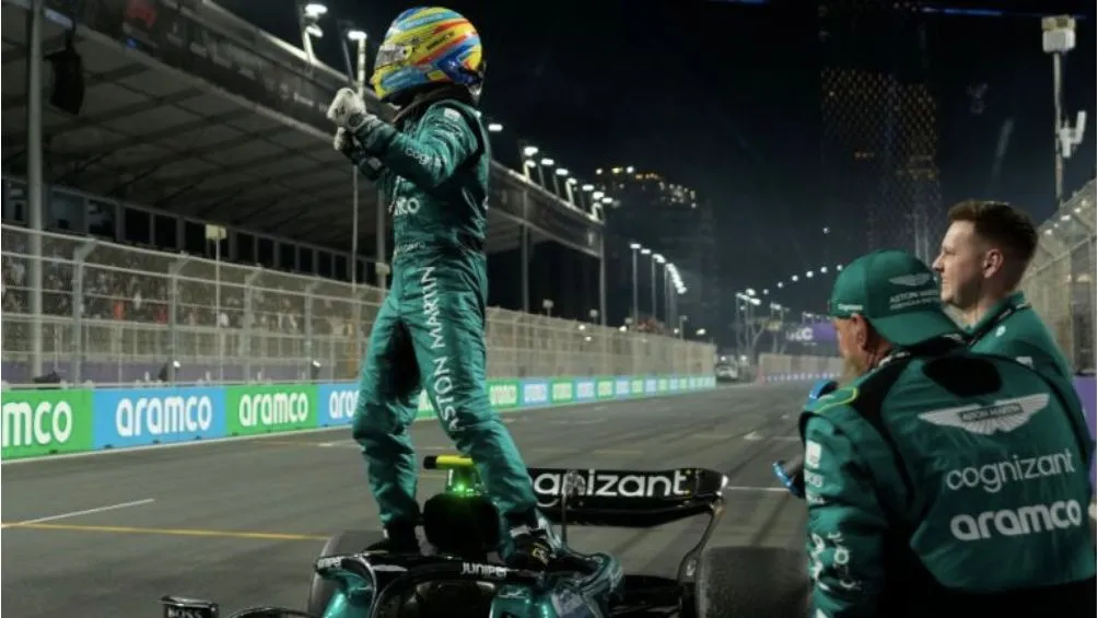 Alonso tras terminar una carrera