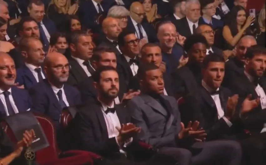 CAPTURA DE PANTALLA: TWITTER El francés presente en el Balón de Oro