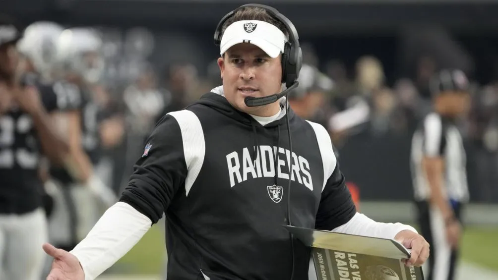 McDaniels dejó la organización de Raiders