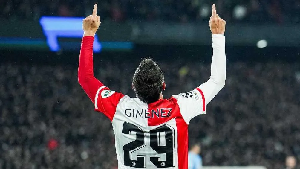 Santi regresa a la actividad con Feyenoord