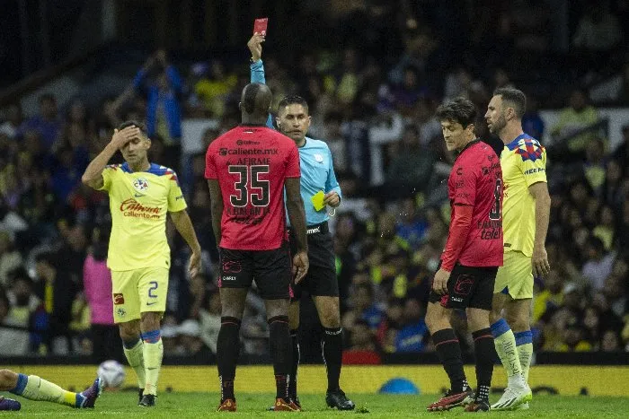 Xolos se quedó con 10 jugadores