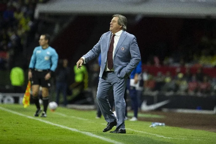Miguel Herrera durante el partido
