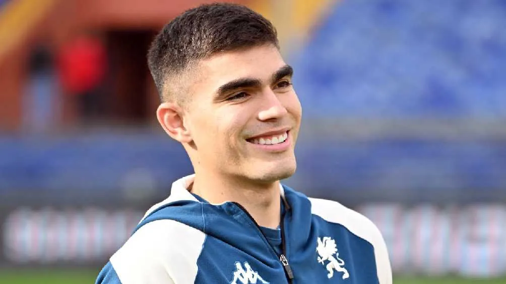 TWITTER @GenoaCFC Vásquez es titular indiscutible