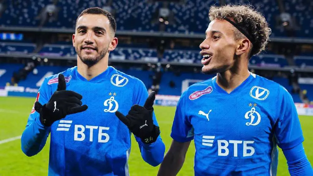 El mexicano anotó su primer gol