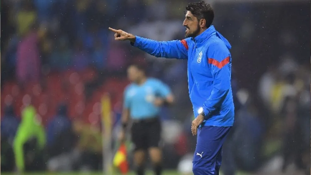 Paunovic está cerca de hacer historia con Chivas