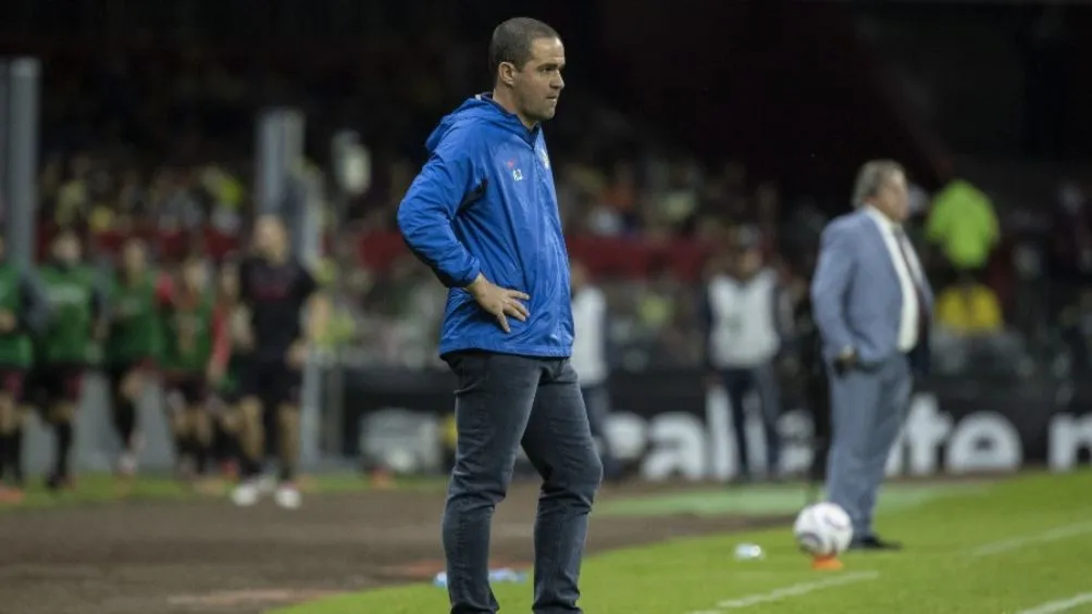 MEXSPORT André Jardine en un partido con América