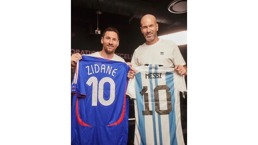 Los futbolistas intercambiaron elogios