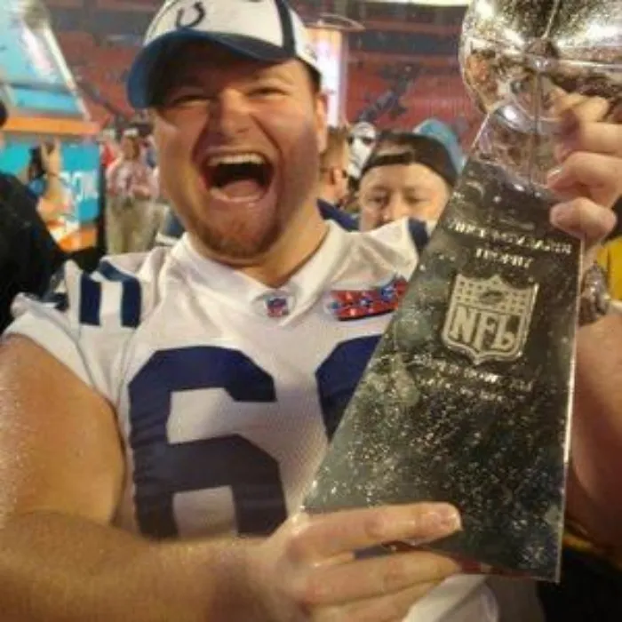 Matt Ulrich campeón del Super Bowl