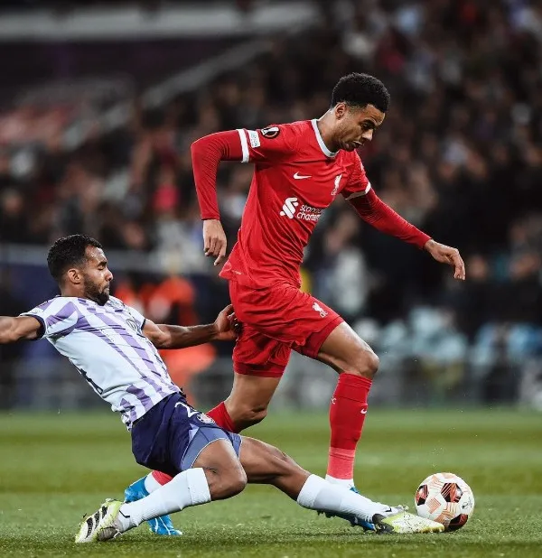 Liverpool perdió contra el Toulouse