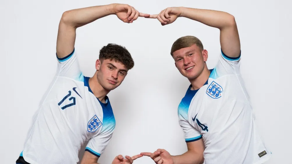 Inglaterra, por la sorpresa en Indonesia