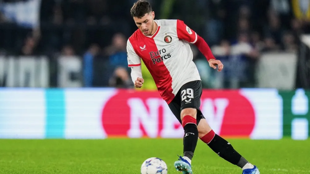 A media semana, Feyenoord cayó en Champions ante la Lazio