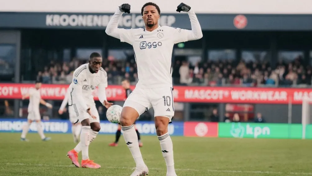 Ajax ya es doceavo en la tabla general