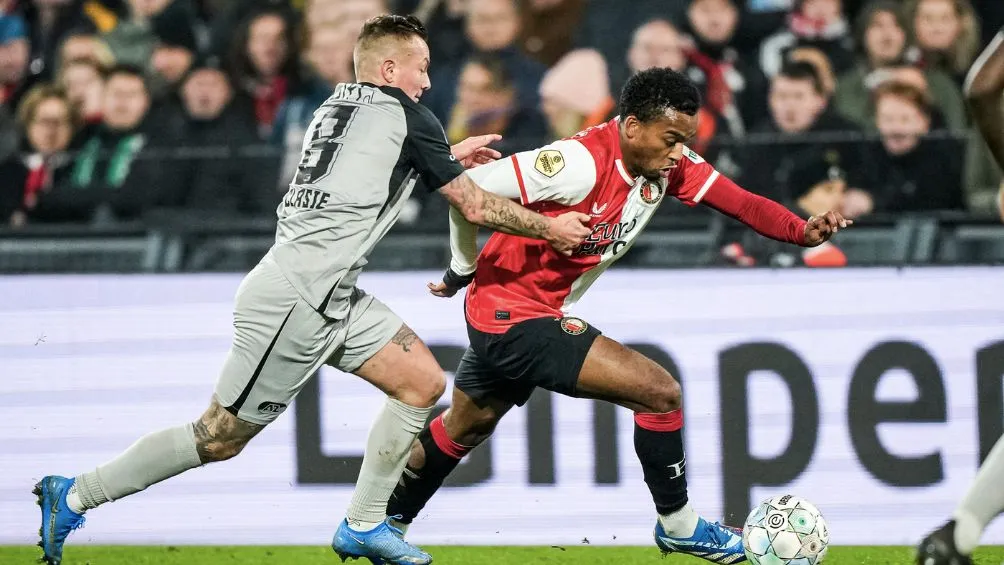 El partido fue rispido para el Feyenoord