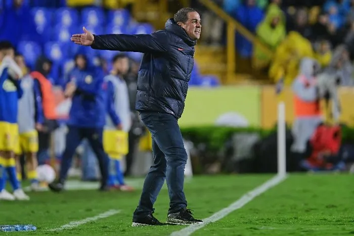 André Jardine durante el partido