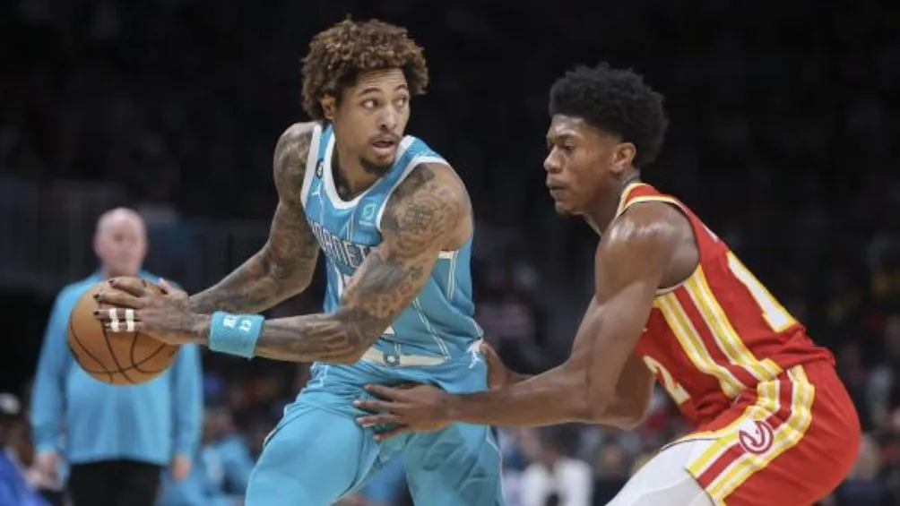 EL base con Charlotte