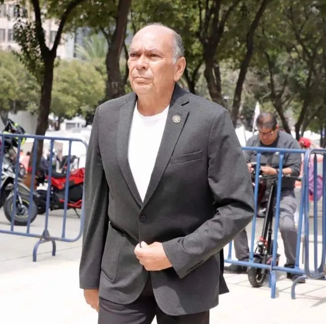 Antonio Pérez Garibay, padre de Checo Pérez, renunció a Morena