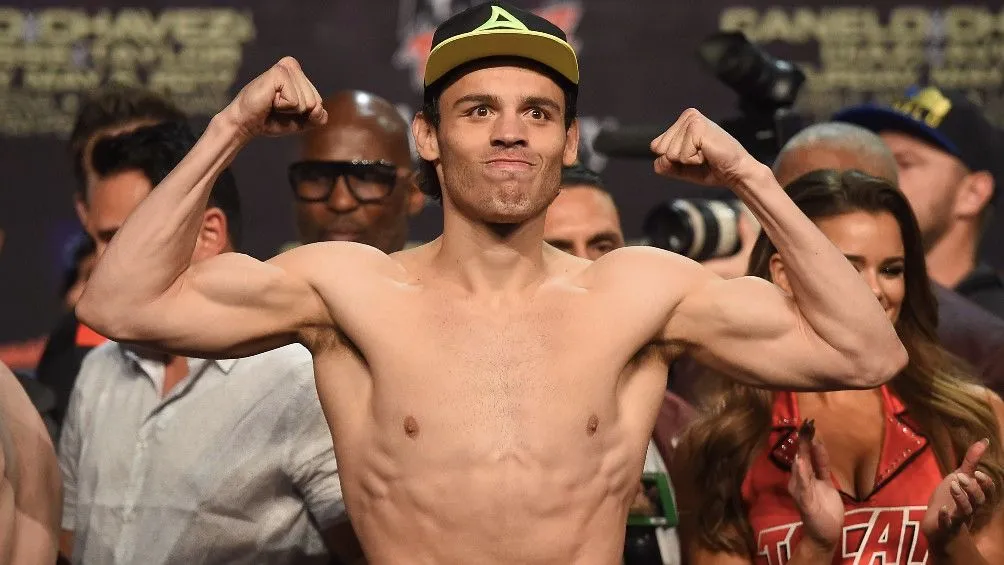 El mexicano en una ceremonia de pesaje