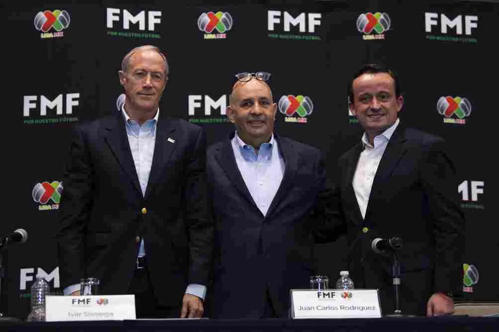 Ivar Sisniega, Juan Carlos Rodriguez y Mikel Arriola